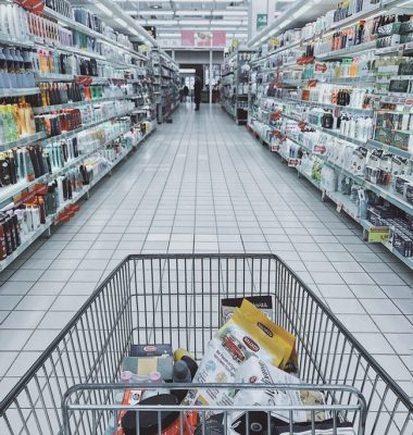 shopping-grocery-cart-with-item